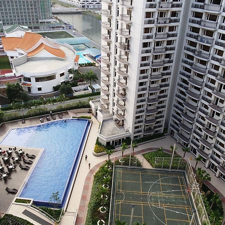 Solemare Parksuites Condominium - Condo R Us Манила Экстерьер фото