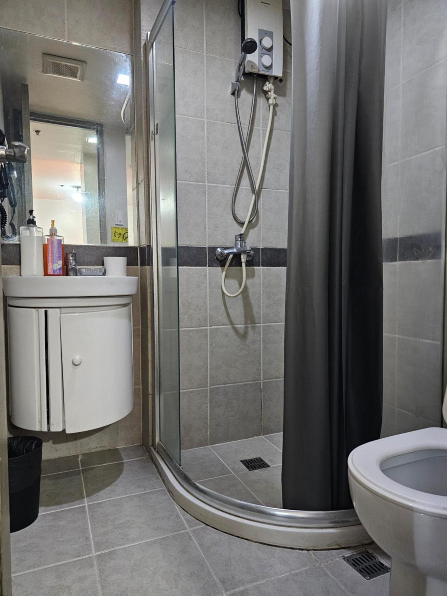 Solemare Parksuites Condominium - Condo R Us Манила Экстерьер фото